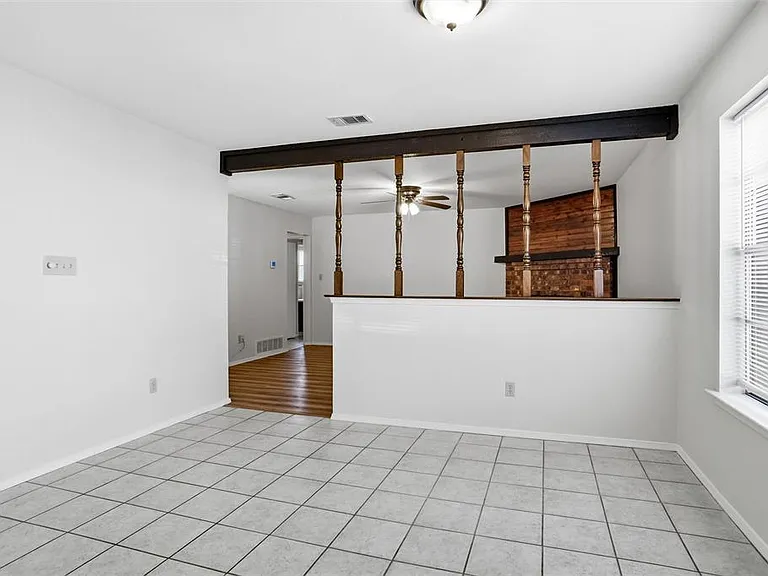 2318 Lindblad Ct — Photo 3