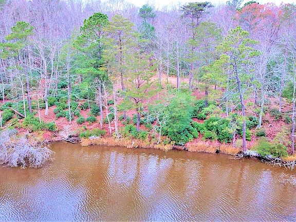 3rd image of 1 Cove Woods