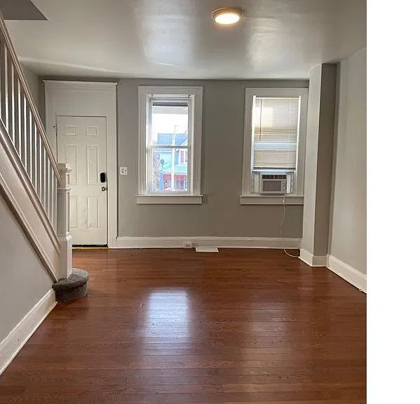 2099 N Dukeland St — Photo 2