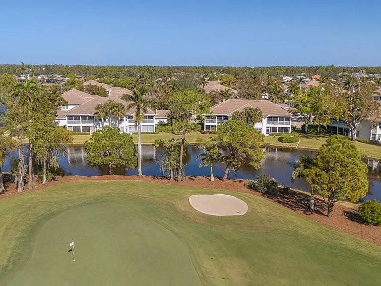 8251 Grand Palm Dr #3 — Photo 39