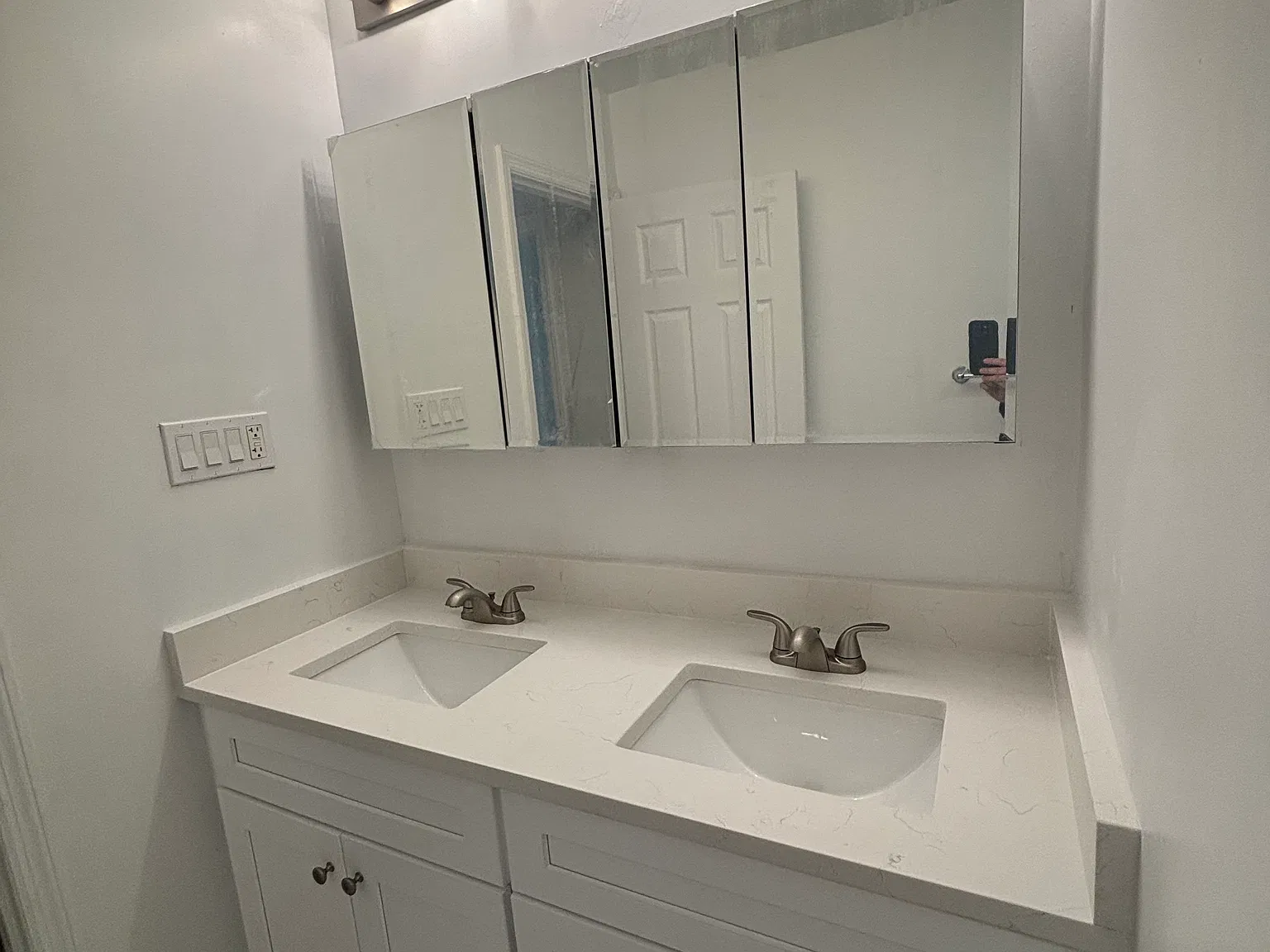 2 bed, 1140 sqft, $2,100 — Photo 3