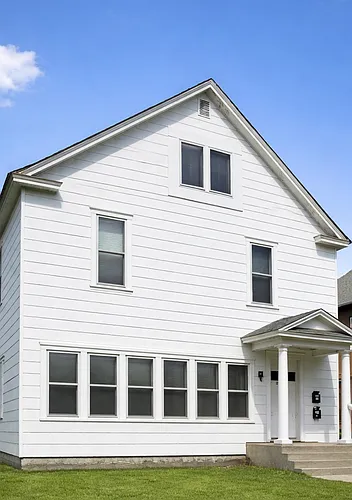 1303 E Hennepin Ave Photo 1