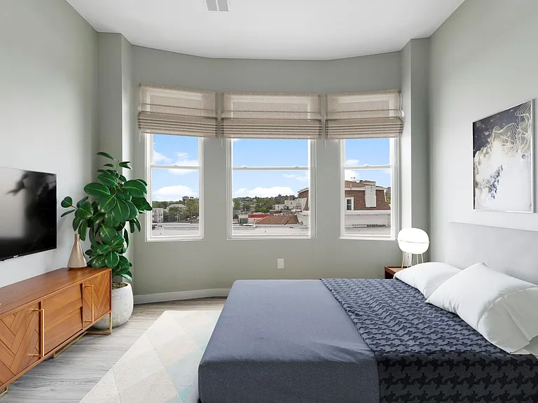 98 Clinton Ave #202A — Photo 2