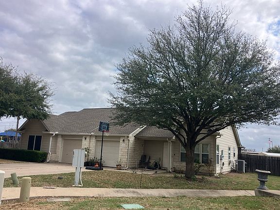 2nd image of 1036 Janae Ct