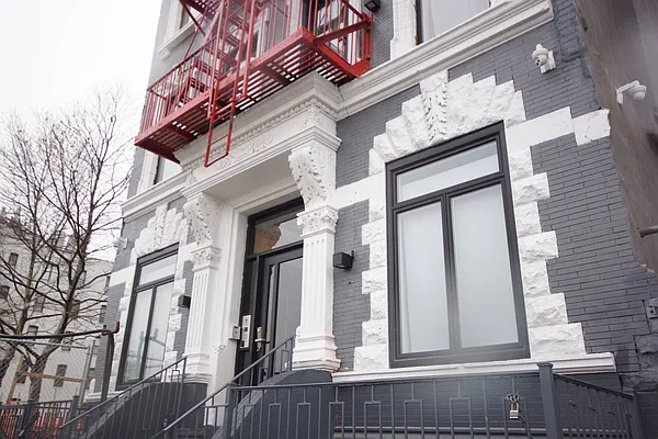 Rented by Norman Raindel, LREB | media 30