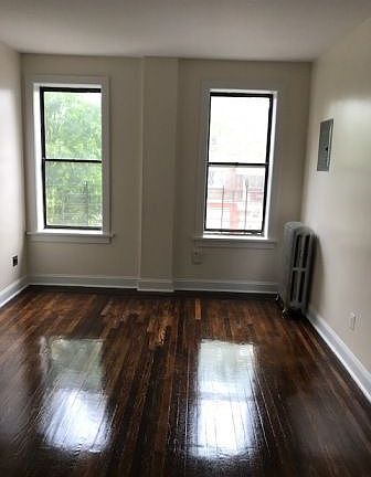 3rd image of 1165 Pugsley Ave APT A2