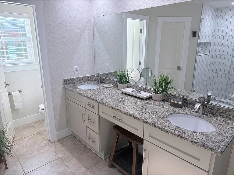 4012 Chile Dr — Photo 11