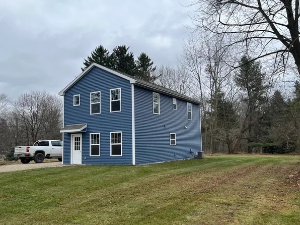 225 Niles St, Lakeview, MI 48850