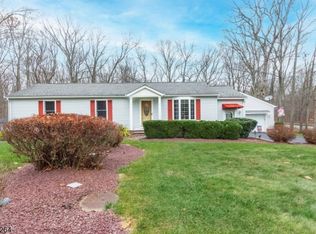 108 Kemah Mecca Lake Rd, Newton, NJ 07860