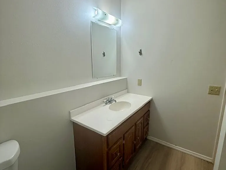 3504 Golden Valley Dr — Photo 11
