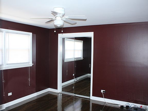 3rd image of 600 Saginaw Ave