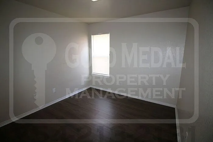 3304 Barcelona Dr — Photo 20