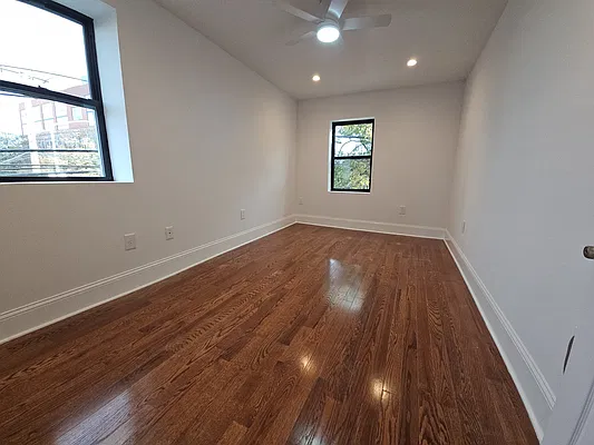Bedroom, photo 5