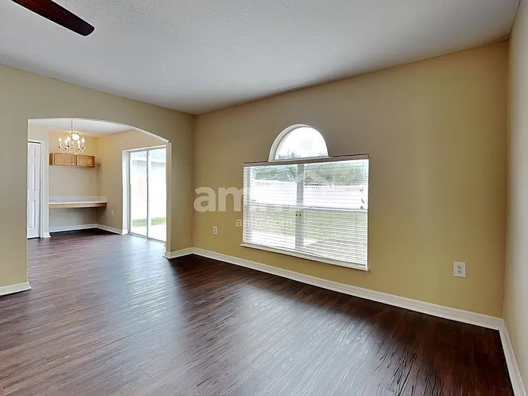 1051 Brenton Leaf Dr — Photo 5