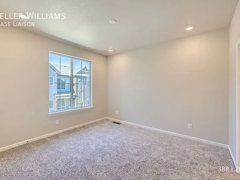 477 Millwall Cir — Photo 9