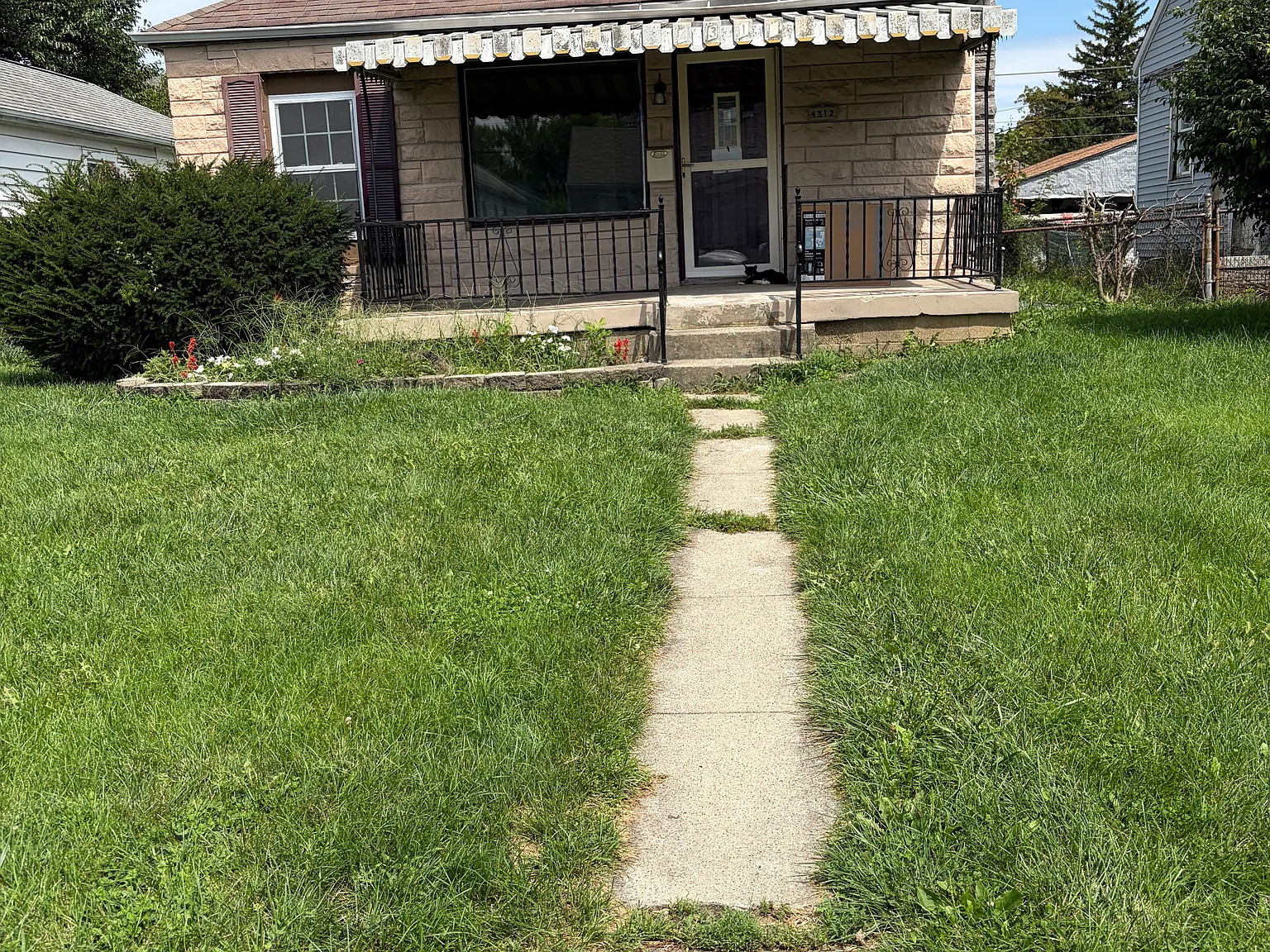 4312 Fletcher Ave — Photo 3