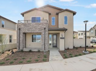 27239 Tamarack Ln, Valencia, CA 91381