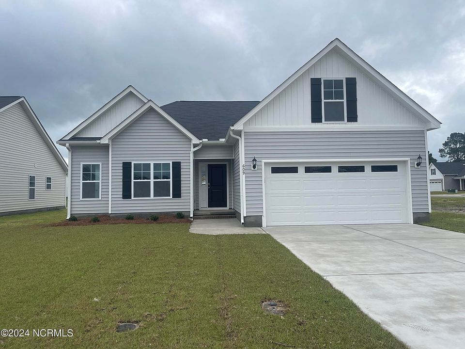 1st image of 609 Plymouth Drive