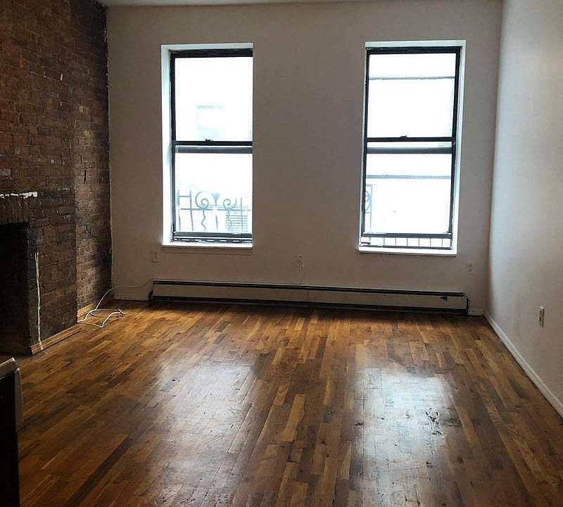 1st image of 447 W 37th St #5FF