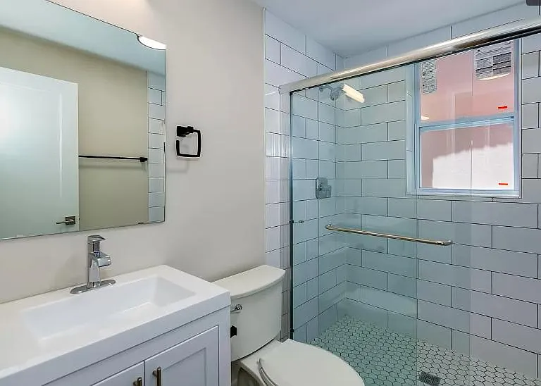 2047 Maury Ave #1-N — Photo 8