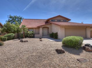 1805 E Winchcomb Dr, Phoenix, AZ 85022