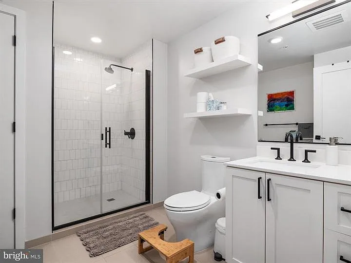 1 bed, 627 sqft, $2,050 — Photo 4