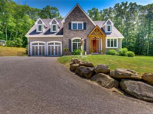 7 Davies Cir, Old Saybrook, CT 06475