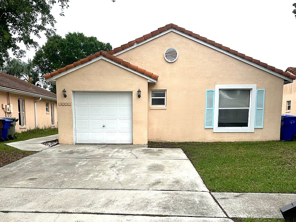 1st image of 2415 Placetas Ct