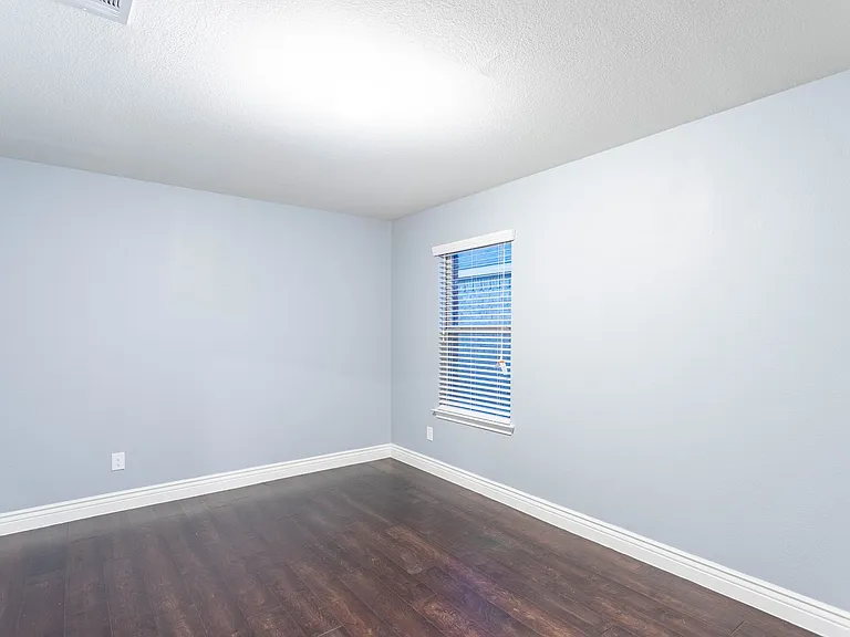1009 Riverstone Trl — Photo 9