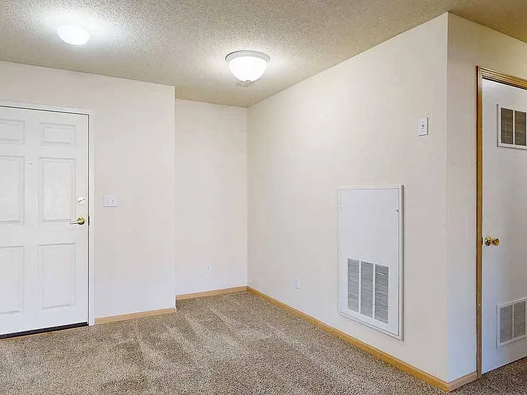 Northbrook Apartments — Photo 208