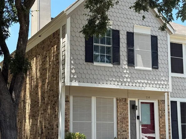114 Churchill Ln, Euless, TX 76039