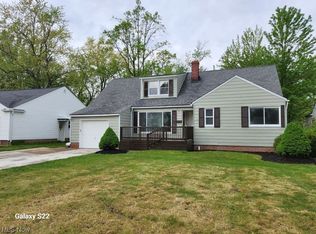 1390 Beaconfield Rd, Lyndhurst, OH 44124
