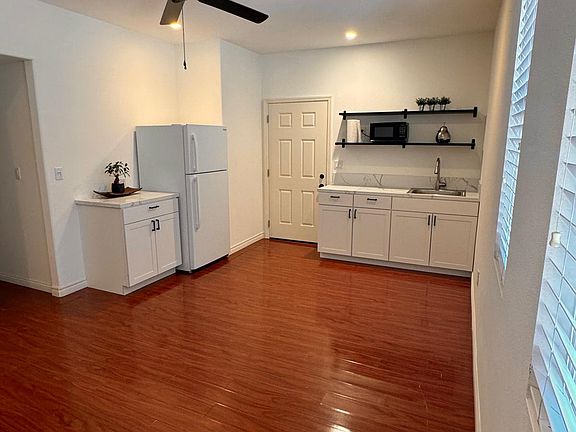 Kitchenette and living area