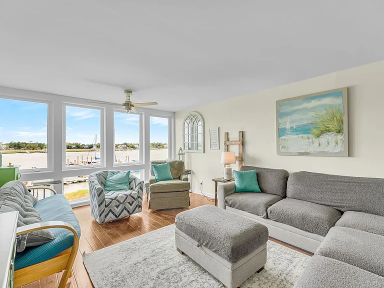 69 W Mariners Cay Dr — Photo 10