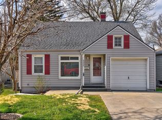 6455 Pierce St, Omaha, NE 68106