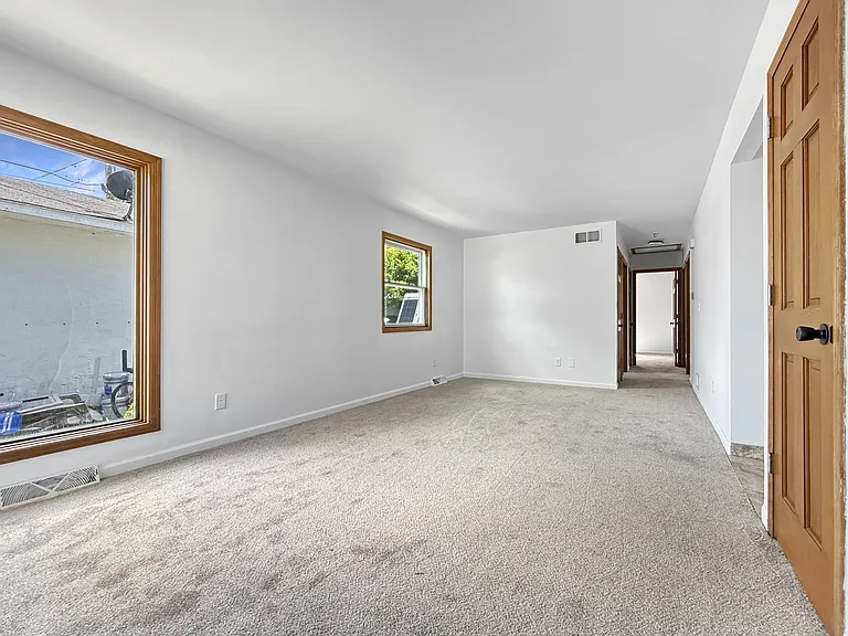 1624 Kentucky St — Photo 4