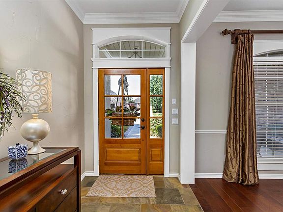 2nd image of 6225 Gracemount Ln