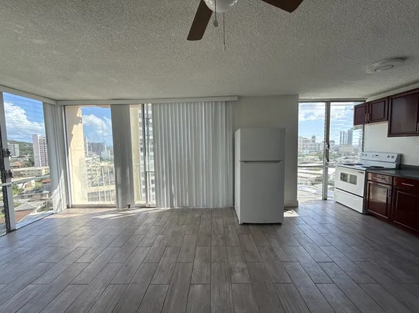 1702 Kewalo St, Honolulu, HI