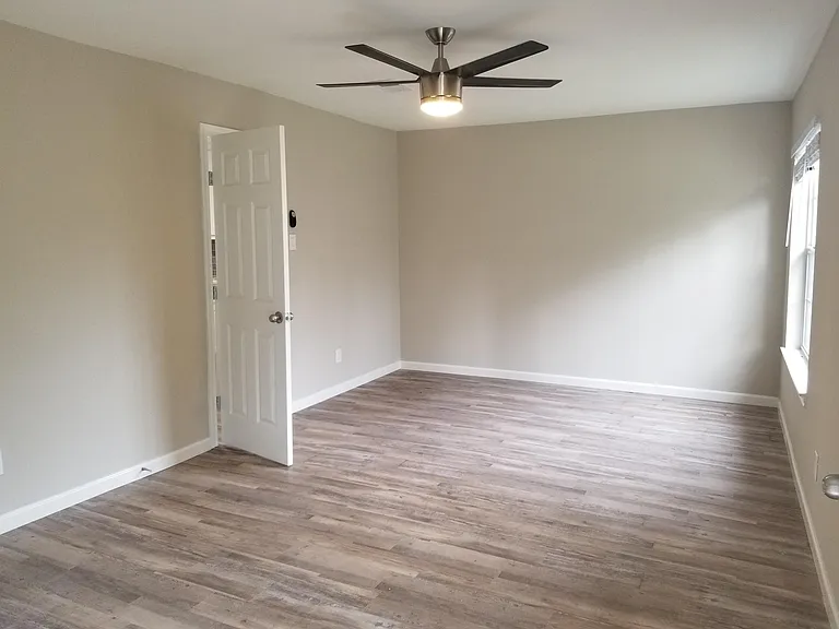 951 Reverend B J Lewis Dr #B — Photo 25
