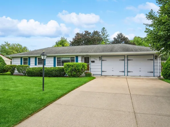 7909 66th Ave N, Brooklyn Park, MN 55428