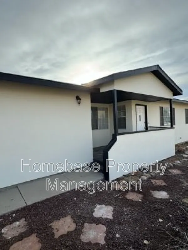 2 bed, 2.0 bath, 1328 sqft, $1,695 — Photo 1