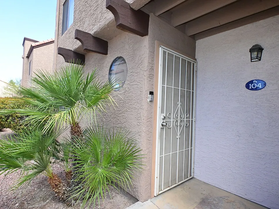 2968 Juniper Hills Blvd #104