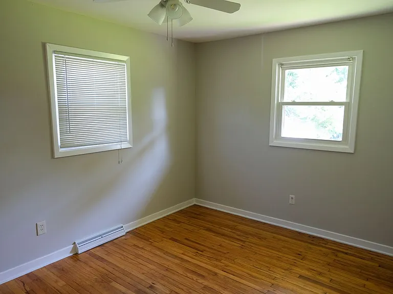 6 Hardale Ln — Photo 11