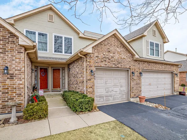 5745 Fieldstone Trl #3, McHenry, IL 60050