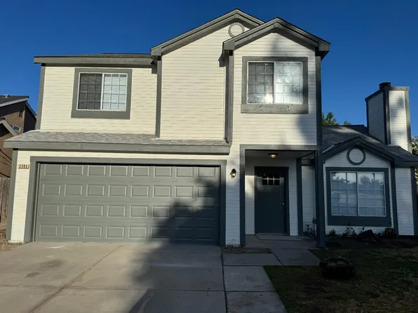 3395 N Dewey Ave, Fresno, CA 93722