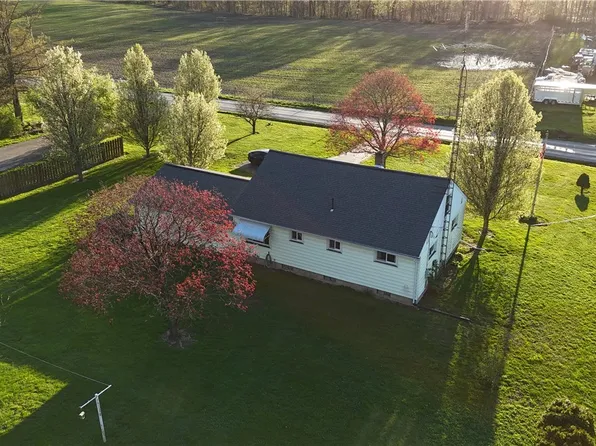 318 Hamburg Rd, Greenville, PA 16125