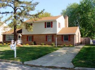 104 Conjurers Dr, Colonial Heights, VA 23834