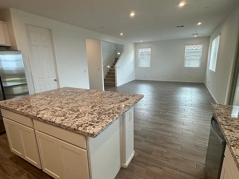 13330 W Eagle Feather Rd — Photo 33