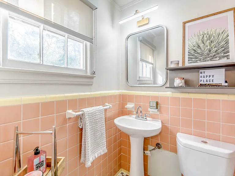 Urban Living in our Kessler Park Apartment Homes — Photo 7