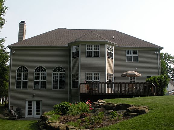 3rd image of 7955 Bainbrook Dr